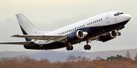 Boeing 737-500 (thumbnail 1)