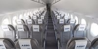 Airbus A220-300 (thumbnail 2)